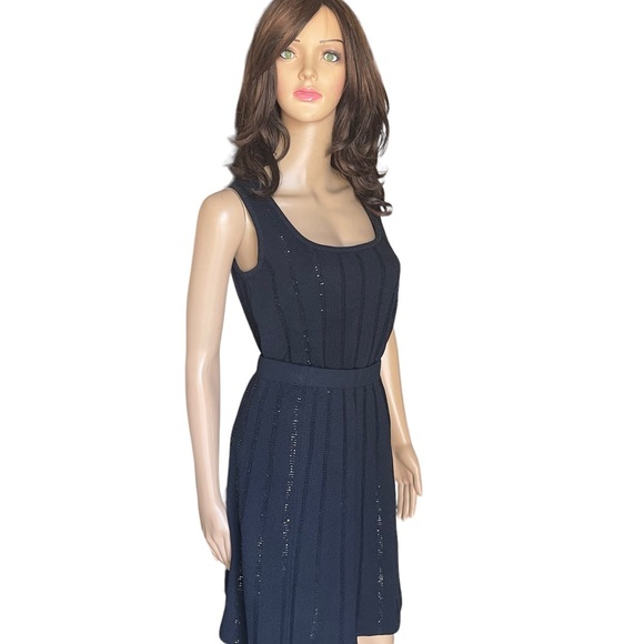 St. John evening embellished skirt and sleeveless top size 4/P - Picture 10 of 12